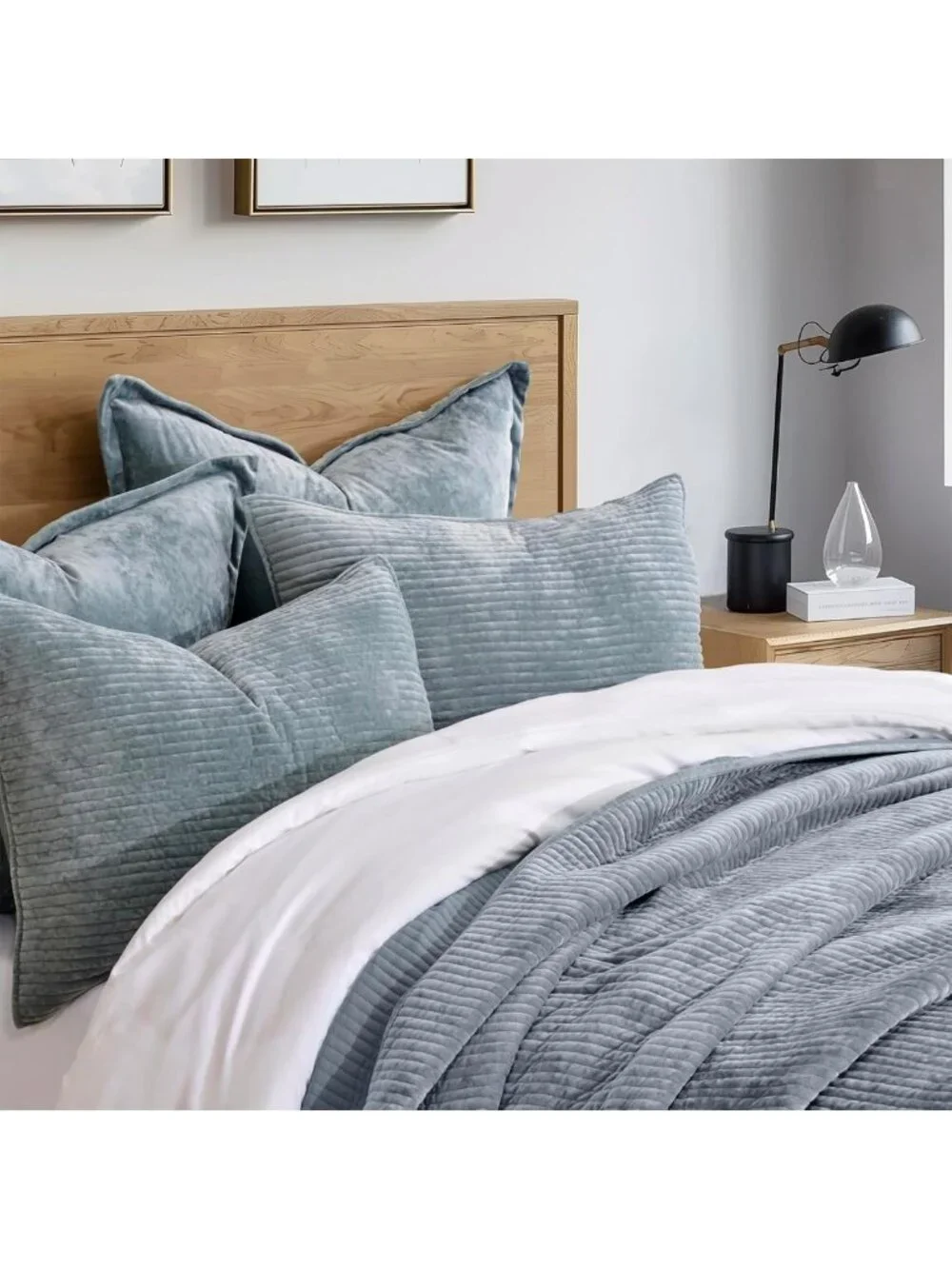 Queen Size Striped Velvet Quilt Set - Soft Blue Linen Bedding for Cozy Comfort